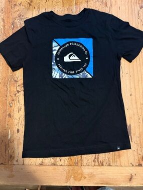 Quiksilver Black T-Shirt with Blue Graphic Square Logo